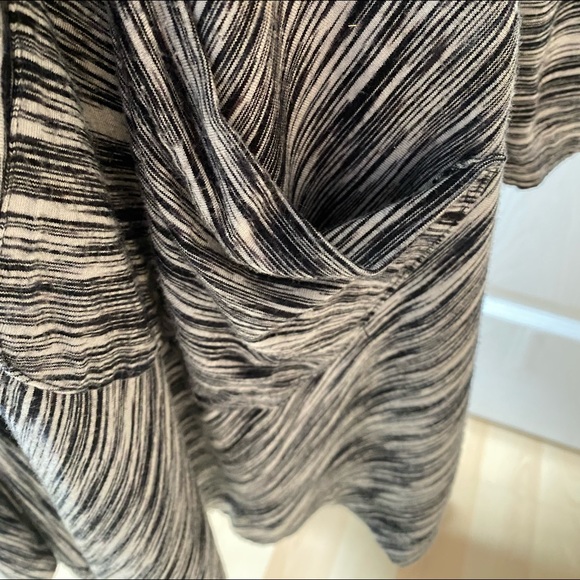 Comfy USA one button cardigan - Picture 2 of 2